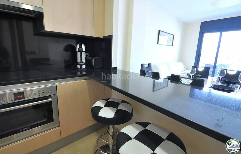 Foto 5de13e14-de12-4477-b3ce-d1407f4a0af4. Apartamento encantador apartamento con licencia turística y vistas al canal en Roses