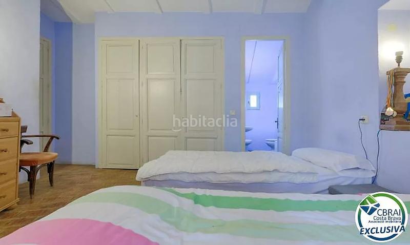 Foto 4e4beea3-8d13-43ee-9386-e1277556eb9e. Casa  rústica con voltas catalanas con mucho encanto en el centro del pueblo . en Peralada