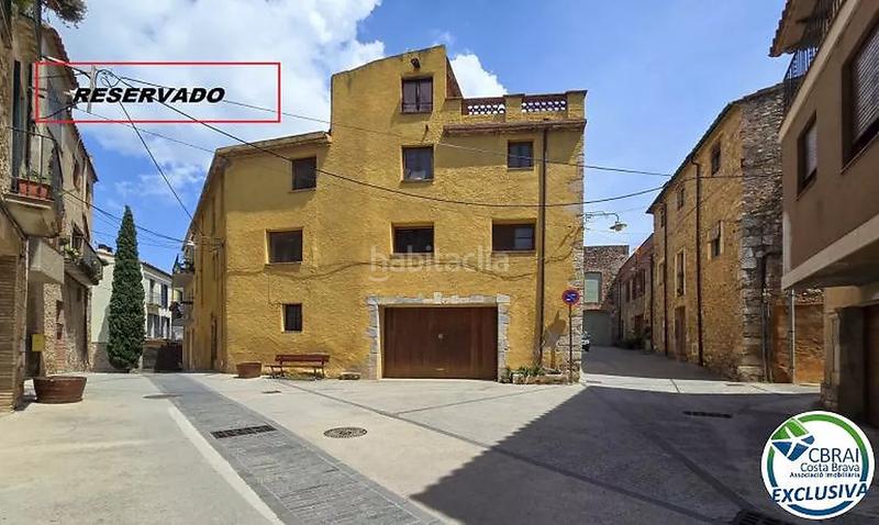 Foto 8c203faf-10c1-4614-889d-5c4521e65066. Casa  rústica con voltas catalanas con mucho encanto en el centro del pueblo . en Peralada