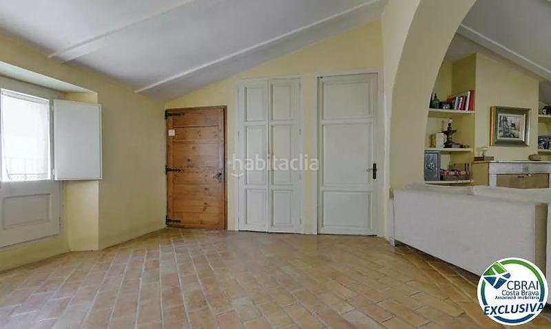 Foto 91ebdff8-58f7-44e0-8563-446c381ec982. Casa  rústica con voltas catalanas con mucho encanto en el centro del pueblo . en Peralada