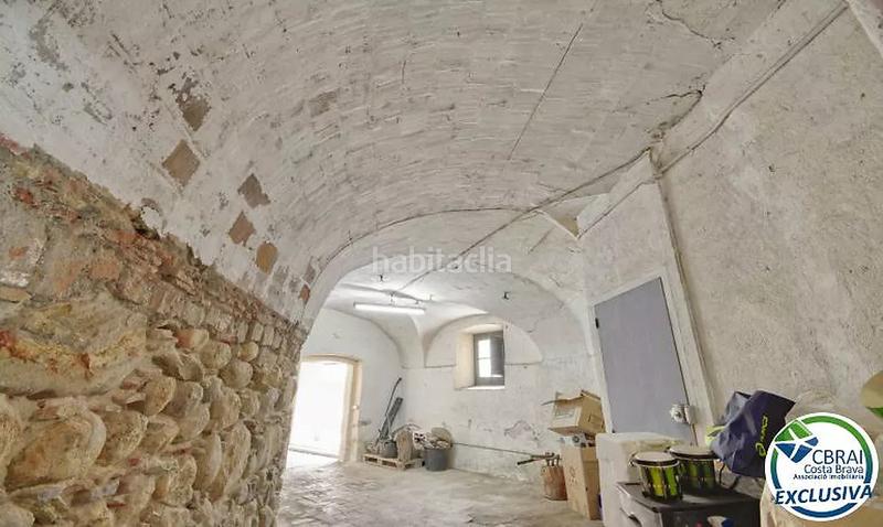 Foto bfe40d91-6dcb-4481-8c3a-0c60d0b24f30. Casa  rústica con voltas catalanas con mucho encanto en el centro del pueblo . en Peralada