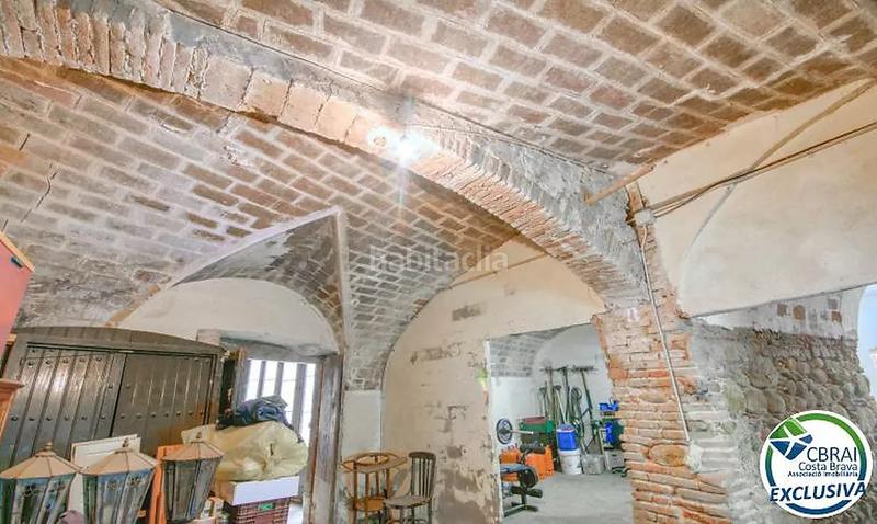 Foto db16c82c-2759-433b-889e-4a68da41334d. Casa  rústica con voltas catalanas con mucho encanto en el centro del pueblo . en Peralada