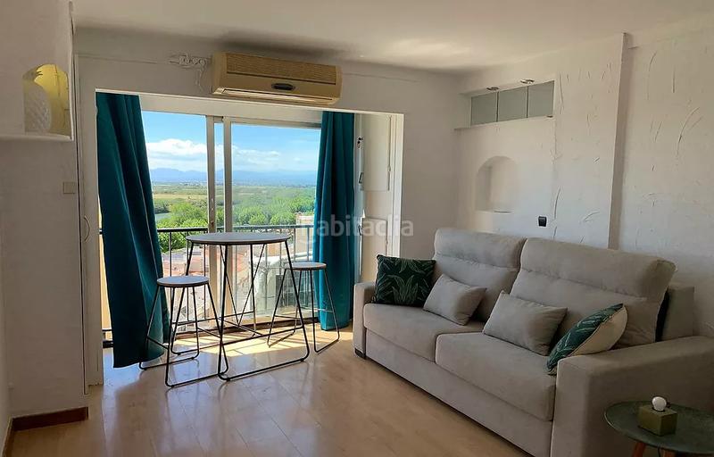 Foto e4eb06b3-743e-4946-a969-23616b2e40be. Estudio bonito estudio vista mar y montana en Muga - Gran Reserva - Badia Empuriabrava