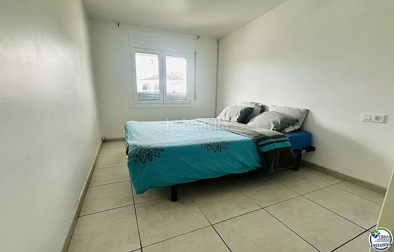 Foto bd911fdb-d0a0-4d83-bccc-351e50c8410f. Apartamento  reformado con amarre privado en el puerto de banyuls, en Empuriabrava