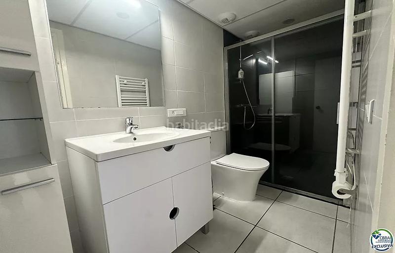 Foto c5f4a0aa-8359-45b1-b64d-0f10d41f4cde. Apartamento  reformado con amarre privado en el puerto de banyuls, en Empuriabrava