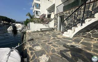 Apartament a Segre - Ebre - Ter. Apartamento reformado con amarre privado en el puerto de banyuls