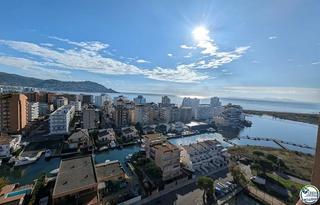 Apartament a Santa Margarida. Apartamento 68 m en roses santa margarida a 1400 metros del mar