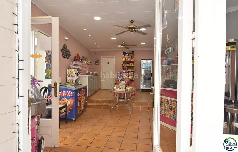 Foto 4d19a711-218f-4f9a-b994-8df92bd5c37d. Local comercial a Centre Roses