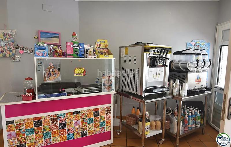 Foto ec7b984b-b8ff-4d38-9800-2c5bc13badbe. Local comercial a Centre Roses