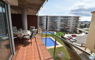 Apartament a Santa Margarida. Apartamento con dos habitaciones en el edificio de les marines m