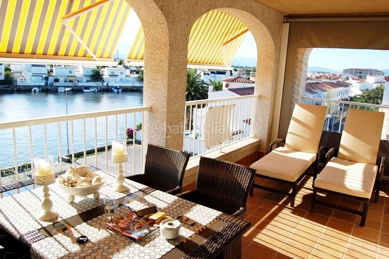 Foto b411e2ea-aab4-474e-9521-b4db45db3264. Apartament amb calefacció piscina a Sant Maurici Empuriabrava