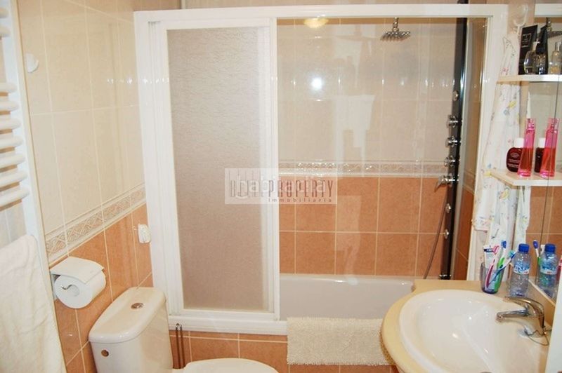 Foto ee309058-e9d0-4150-945a-54b4a2581596. Apartament amb calefacció piscina a Sant Maurici Empuriabrava