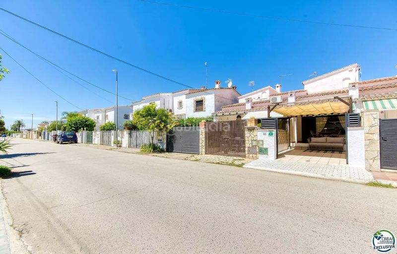 Foto caecec2e-9faa-48f7-9bec-61f1c577a820. Casa a calle ebre 19 a Garrigàs