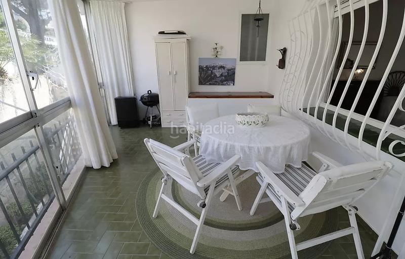 Foto 665841ab-5aa2-4c12-b674-da7d5975c979. Apartamento vistas al mar que enamoran una oportunidad única ! y con un garaje! en Roses