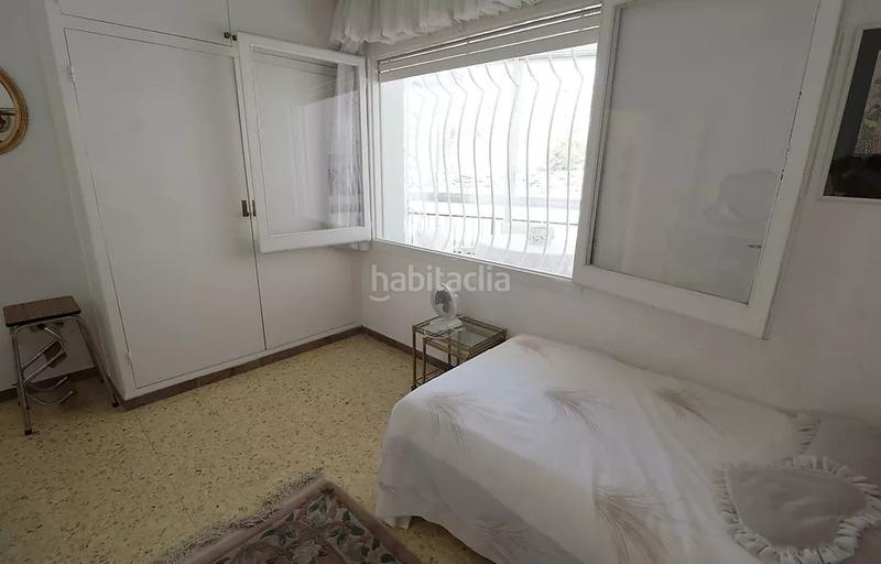 Foto 9fcc0404-d07a-4237-af5d-fb35eea069a8. Apartamento vistas al mar que enamoran una oportunidad única ! y con un garaje! en Roses