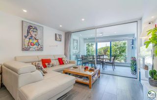 Apartament a Centre. Magnífico apartamento en primera línea de mar