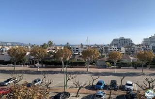 Apartament a Salins - Cavall de Mar. Bonito apartamento con vistas al mar situado en el centro de la