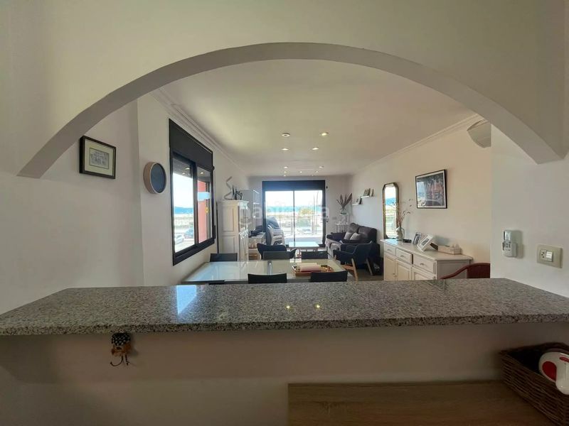 Foto ad7c268d-71ba-4490-8287-6654f15d74f6. Apartament amb calefacció piscina a Muga - Gran Reserva - Badia Empuriabrava