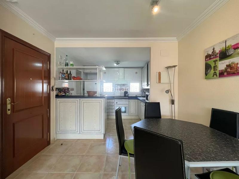 Foto aec7e349-3e25-423b-80cc-d069590585fe. Apartamento bonito apartamento , vista canal, plaza de parking privada, a dos pasos de la playa en Empuriabrava