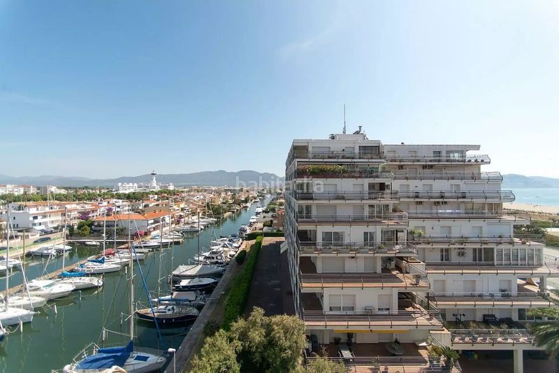 Foto 353d7170-a659-43a6-9cd5-3354975bcdc9. Apartament amb calefacció a Salins - Cavall de Mar Empuriabrava