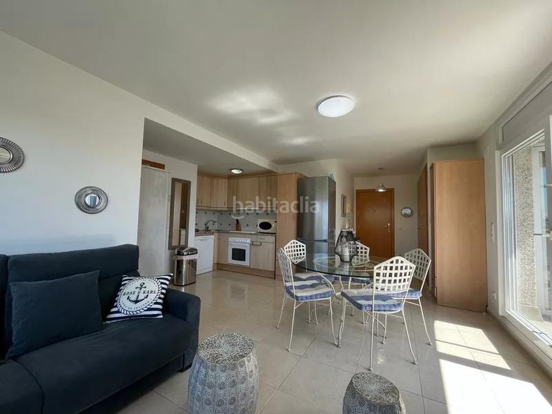 Foto 006e067e-bc10-4f8a-ae17-739310aaaf0a. Piccolo appartamento con riscaldamento parcheggio in Empuriabrava