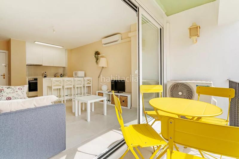 Foto be2aa434-3e34-4f2f-b9fb-360a109d4837. Apartamento  con licencia turistica en la playa con piscina comunitaria en Empuriabrava