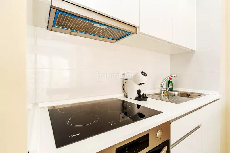 Foto d1f4cb62-5081-4bc0-a300-a1d02440d7f6. Apartamento  con licencia turistica en la playa con piscina comunitaria en Empuriabrava