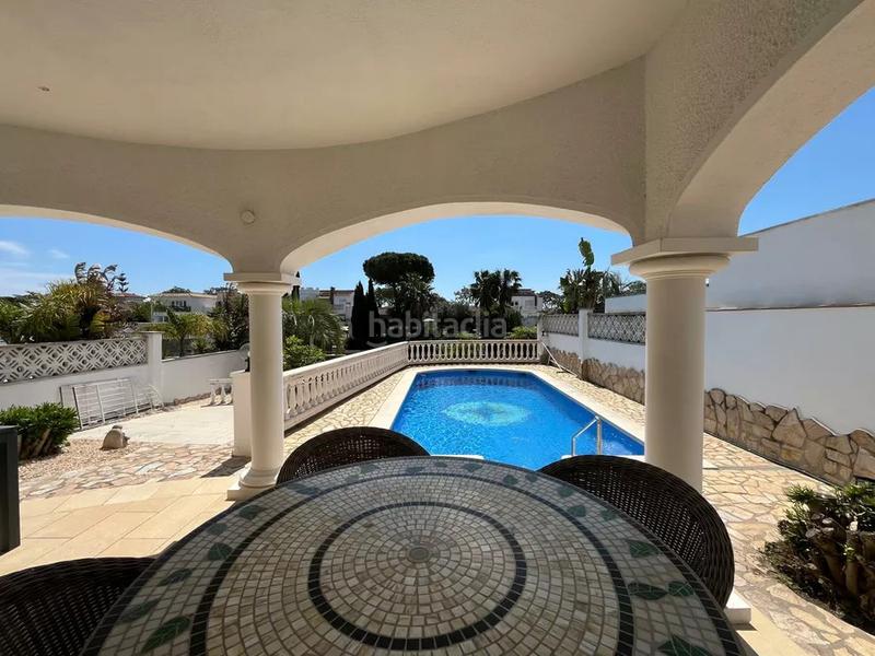 Foto 2c2a617c-a7ba-47b3-9e23-417b3b395aa3. Casa amb calefacció aparcament piscina a Francolí - Freser - Noguera Empuriabrava