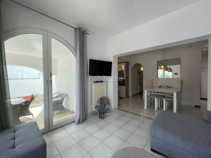 Foto 3d982968-9577-4d3b-af2d-baa6624a9fb6. Casa amb calefacció aparcament piscina a Francolí - Freser - Noguera Empuriabrava
