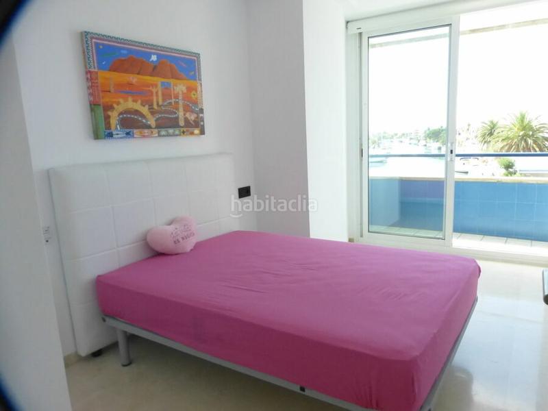 Foto 58ed97b3-87f4-48f7-a3c9-9c43b55e3fe8. Apartamento  renovado al canal con dos habitaciones y 2 plazas de parking exterior. en Empuriabrava