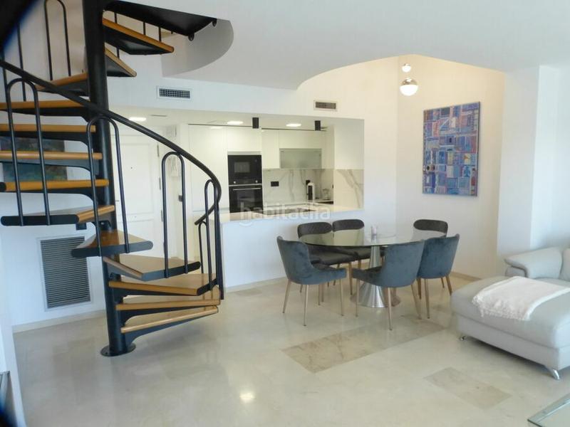 Foto 84832fb6-bac3-4076-91a6-0fc885d92c6b. Apartamento  renovado al canal con dos habitaciones y 2 plazas de parking exterior. en Empuriabrava