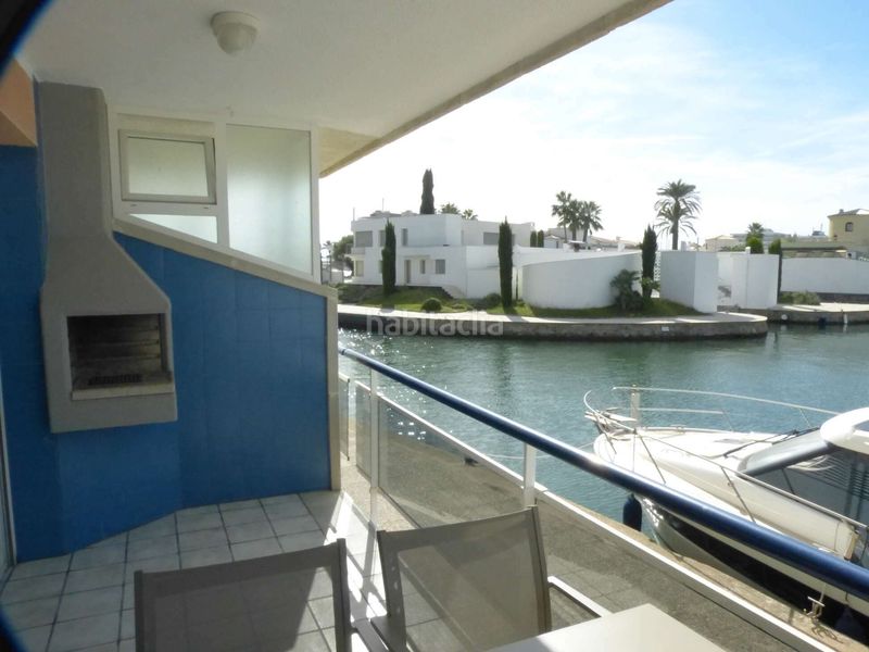 Foto c344aa32-0675-464a-91aa-afe071d41846. Apartament amb piscina a Moxó - Sant Mori Empuriabrava