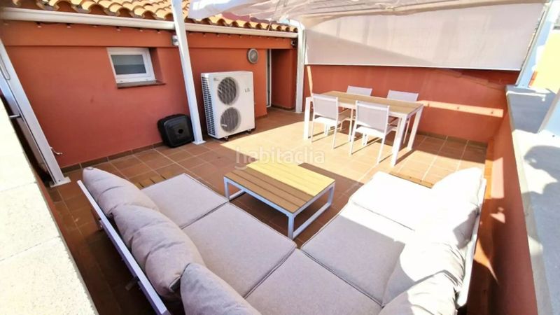 Foto 55ddc233-01fc-478f-ab51-dd30ee0cc869. Apartament amb aparcament a Centre Roses