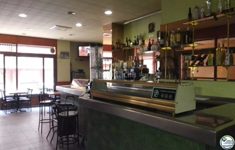 Foto 1ec8bbb8-2475-4094-b61f-cdbe257c1be8. Local comercial a Parc Bosc-Castell Figueres