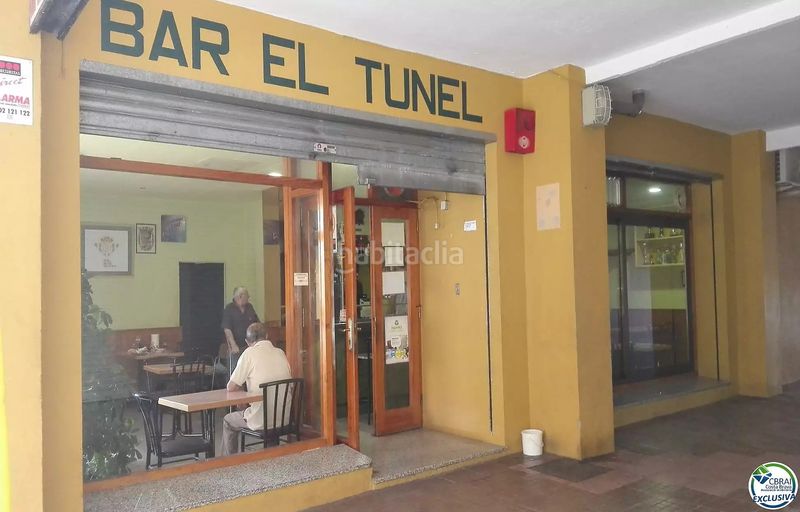 Foto 40a1fe9c-f210-4bdc-86a4-937e24d41106. Local comercial a Parc Bosc-Castell Figueres