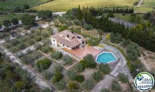 Maison à Sant Climent Sescebes. Magnifica vivienda sobre un terreno de 2 has en sant climent ses