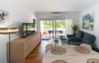 Apartament a Muga - Gran Reserva - Badia. Apartamento reformado de 2 dormitorios con aparcamiento subterrá