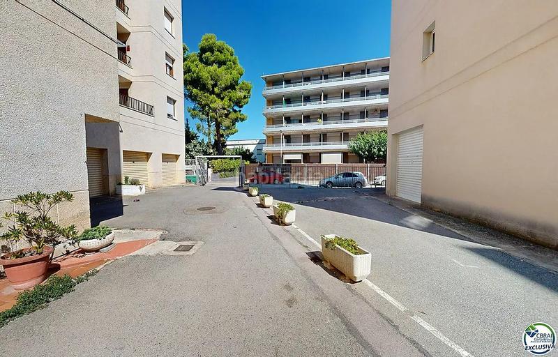 Foto 4c4b151e-7a17-4301-b7e5-1a3ef82d08af. Estudio  en venta a pocos metros del paseo marítimo en Roses