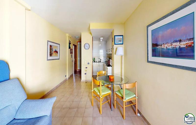 Foto 519a5411-2301-48c9-a58a-299e5d203fc2. Estudio  en venta a pocos metros del paseo marítimo en Roses