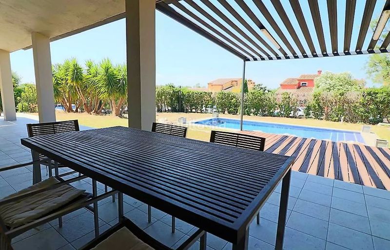 Foto d065c55a-3d9e-492f-b46f-81fe73306838. Maison avec chauffage parking piscine dans Peralada