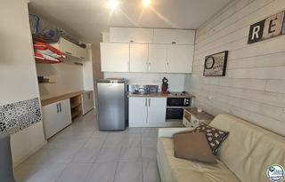 Studio à Muga - Gran Reserva - Badia. Estudio  con licencia turistica a 50m playa empruiabrava