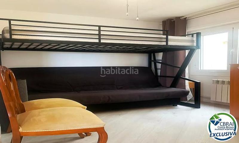Foto 973e7fe8-2a19-423c-8d14-f320b2394ce3. Apartamento amplio piso en venta a 100 metros del mar en Roses