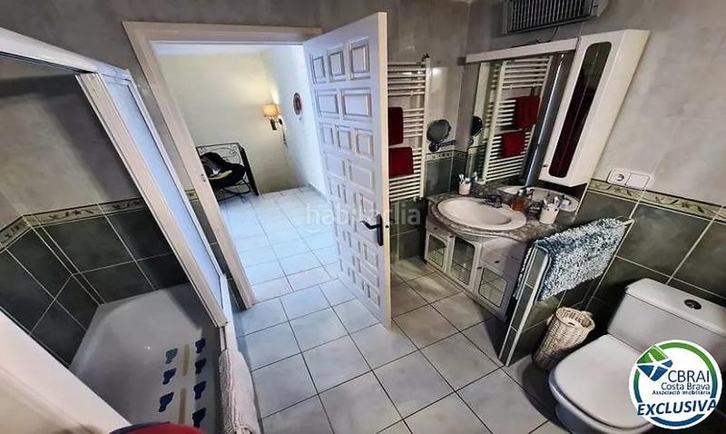 Foto 03c57a78-8a1b-4310-8e8a-57121ede2d13. Casa in carrer port argonautes 5 in Port Grec - Port Moxó Empuriabrava