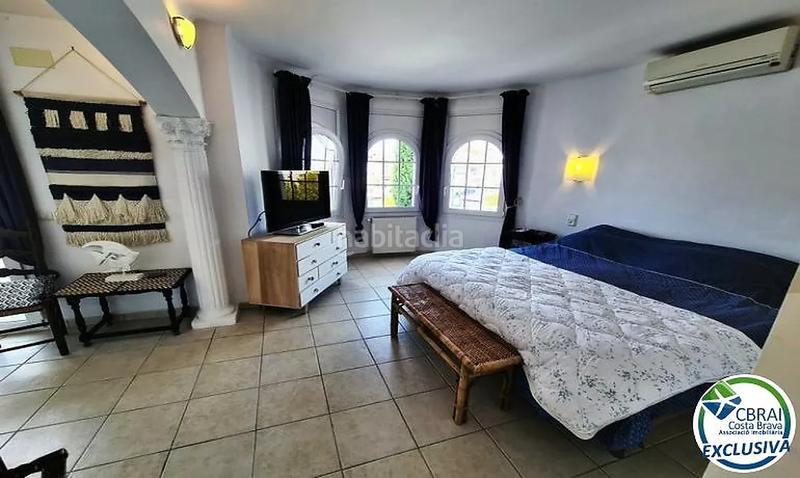 Foto 62f1e469-005e-4702-b692-585e2f44f553. Casa in carrer port argonautes 5 in Port Grec - Port Moxó Empuriabrava