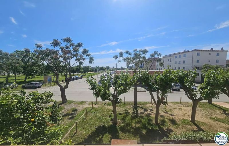 Foto c491316f-dbe0-4a2d-86af-7ea879687aff. Apartament amb calefacció aparcament a Alberes Empuriabrava