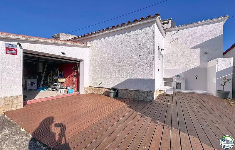 Foto 7d752aba-3ca2-459f-b7d9-bf01669f6bbc. Maison avec parking piscine dans Alberes Empuriabrava