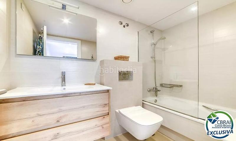 Foto 337805f3-4e2f-4f8c-aec7-2440635a3858. Apartament amb calefacció aparcament piscina a Salatar Roses