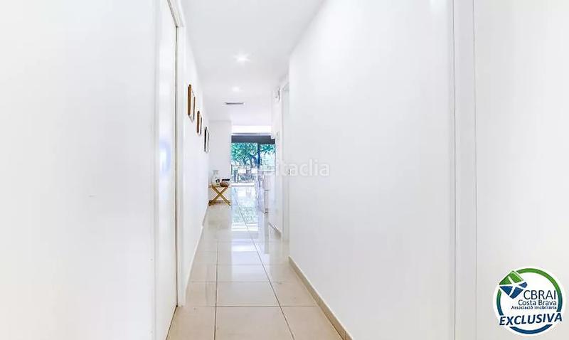 Foto 43e6bc64-7941-421e-9398-20ca69fcf6e8. Apartament amb calefacció aparcament piscina a Salatar Roses