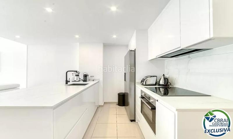 Foto ade3bf94-8cda-4dc8-a8e7-5a5f258e1388. Apartament amb calefacció aparcament piscina a Salatar Roses