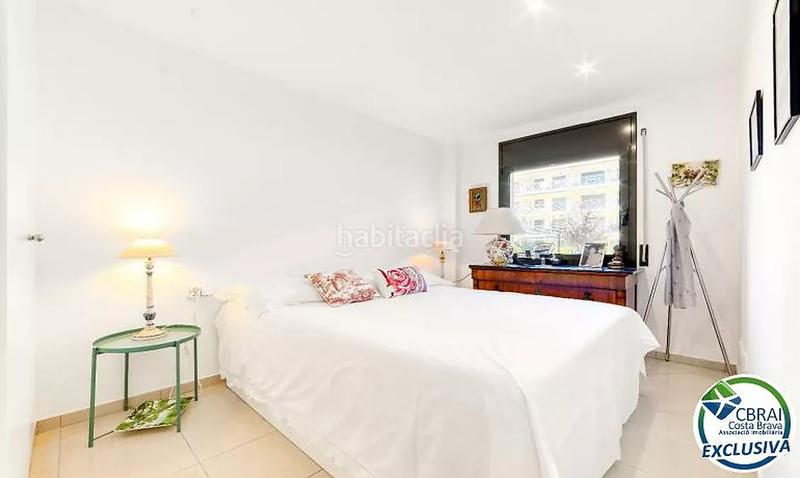 Foto c436c7a0-3dfd-43fe-bec2-314d62640104. Apartament amb calefacció aparcament piscina a Salatar Roses